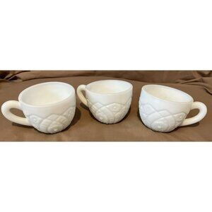 3 Vintage McKee Concord Starburst White Milk Glass Punch Cups 2.5 “ Tall
